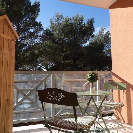Appartement T2 Dans Residence Avec Piscine Et Tennis แซ็งต์-ราฟาเอล ภายนอก รูปภาพ